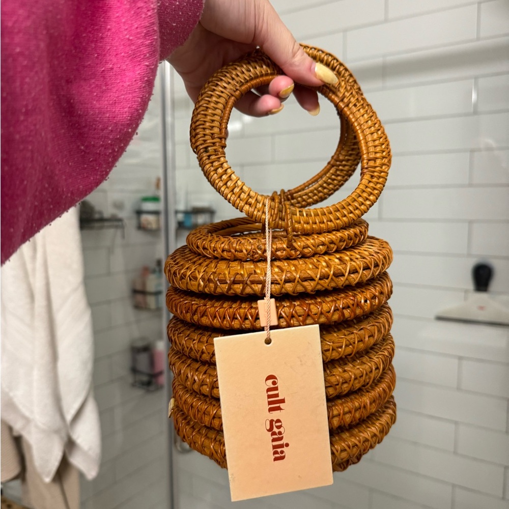 NWT Cult Gaia Yasmin straw bag, tan